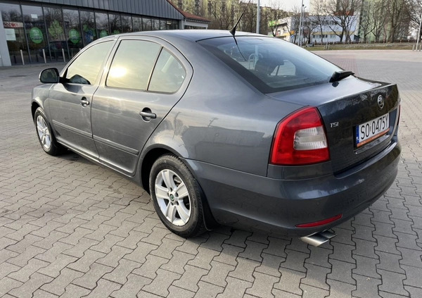 Skoda Octavia cena 19900 przebieg: 176000, rok produkcji 2010 z Podkowa Leśna małe 172